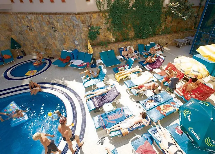 Готель Ramira - Adult Only 4*