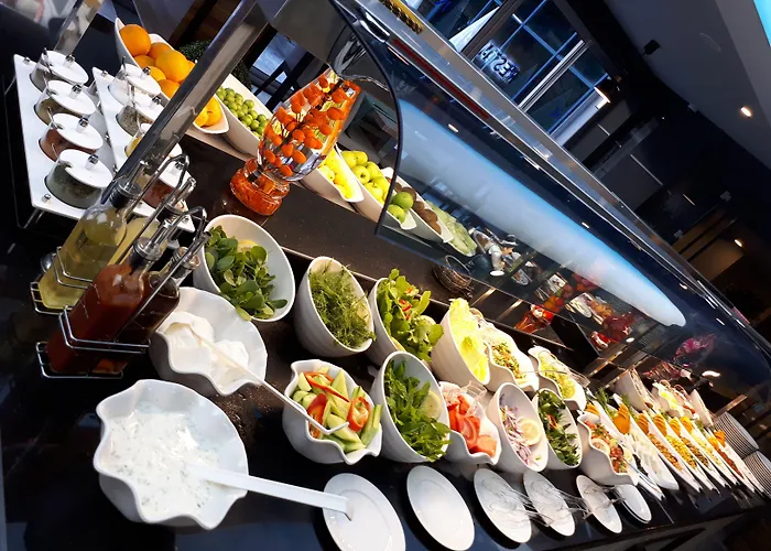 Готель Ramira - Adult Only