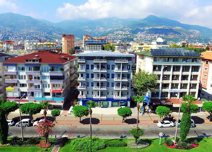 Ramira - Adult Only Готель 4*